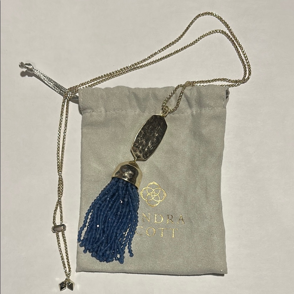 Kendra Scott Blue and Gold Necklace with Elegant Design